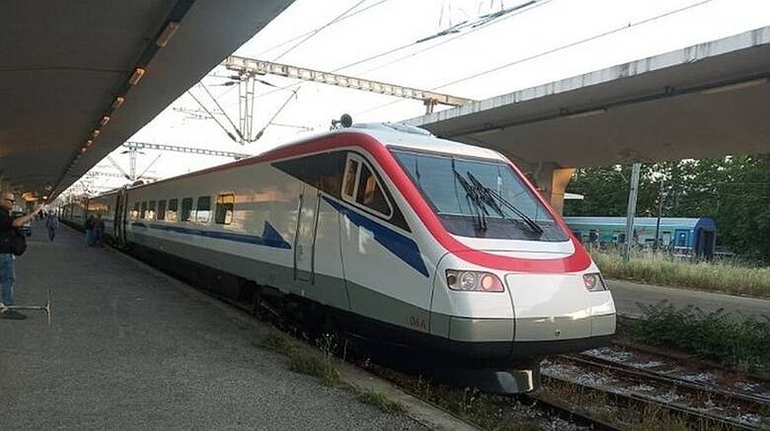 Θεσσαλονίκη: Τρένο προς Αθήνα έφυγε με 82 λεπτά καθυστέρηση – Η ανακοίνωση της Hellenic Train