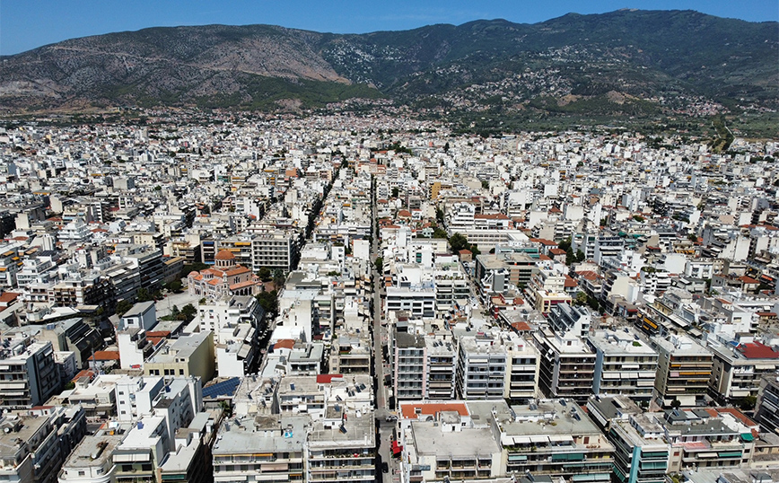 Αθωώθηκε άνδρας που το 2017 χτύπησε με φωτοβολίδα 55χρονο στα γεννητικά όργανα στον Βόλο