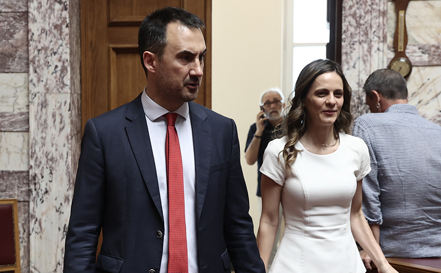 Τη στήριξή του στην Έφη Αχτσιόγλου δήλωσε και ο Αλέξης Χαρίτσης – «Δεν θα είμαι υποψήφιος, τη στηρίζω ολόθερμα»
