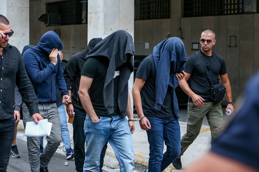 Νέα Φιλαδέλφεια: Γνώριμοι στην ΕΛ.ΑΣ. έξι από τους Κροάτες χούλιγκαν – Είχαν συλληφθεί ξανά στην Αθήνα
