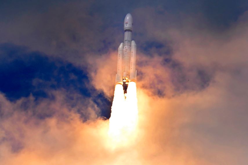 Το ινδικό διαστημόπλοιο Chandrayaan-3 μπήκε σε τροχιά γύρω από τη Σελήνη