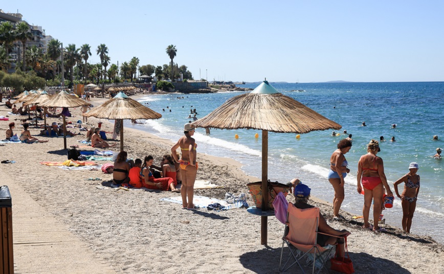 Κίνημα της πετσέτας: Κινητοποιήσεις σε Χαλκιδική, Λαγονήσι και Κρήτη &#8211; Ξαπλώστρες καταλαμβάνουν έως 80% σε παραλίες