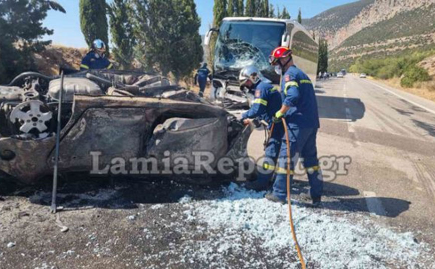 Θρήνος για την 67χρονη που απανθρακώθηκε στη Φωκίδα μετά από σύγκρουση με λεωφορείο &#8211; Πώς έγινε το δυστύχημα