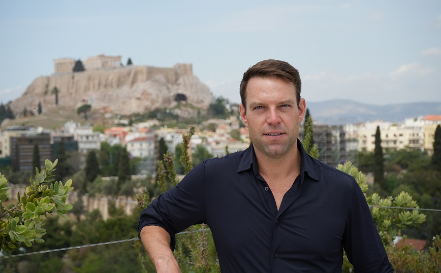 Στέφανος Κασσελάκης: «Ξεκίνησαν ήδη τον βρόμικο πόλεμο – Από 14 ετών παλεύω μόνος» – Προανήγγειλε την υποψηφιότητά του