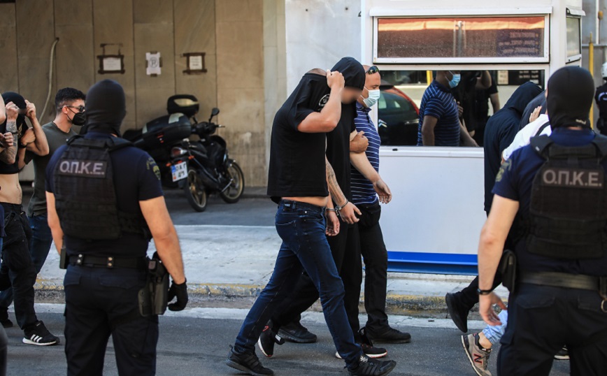 Δολοφονία στη Νέα Φιλαδέλφεια: Ψάχνουν τον δράστη από το DNA – Για 4 κακουργήματα κατηγορούνται οι συλληφθέντες