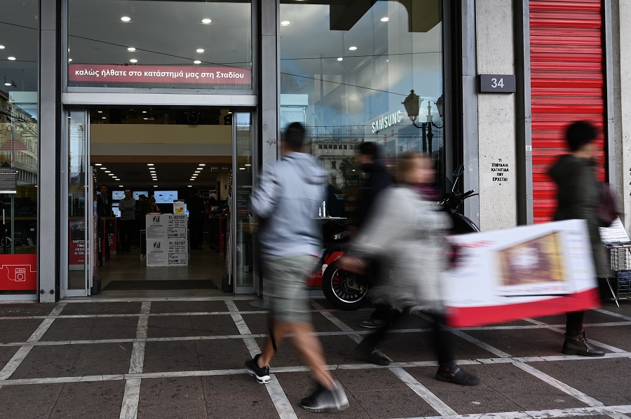 Τα funds που θέλουν τον Κωτσόβολο, το ρεκόρ του επενδυτή του Dragon’s Den και τα «κόκκινα» των σούπερ μάρκετ