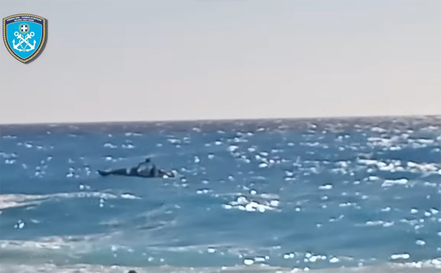 Βίντεο – ντοκουμέντο από τη διάσωση πέντε ατόμων στην παραλία Κάθισμα της Λευκάδας: Έκαναν κανό με 7 μποφόρ