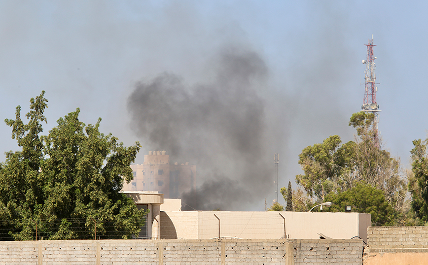 Αιματηρές ταραχές στην Τρίπολη: Τουλάχιστον 55 νεκροί από τις συγκρούσεις των τελευταίων ημερών στη Λιβύη