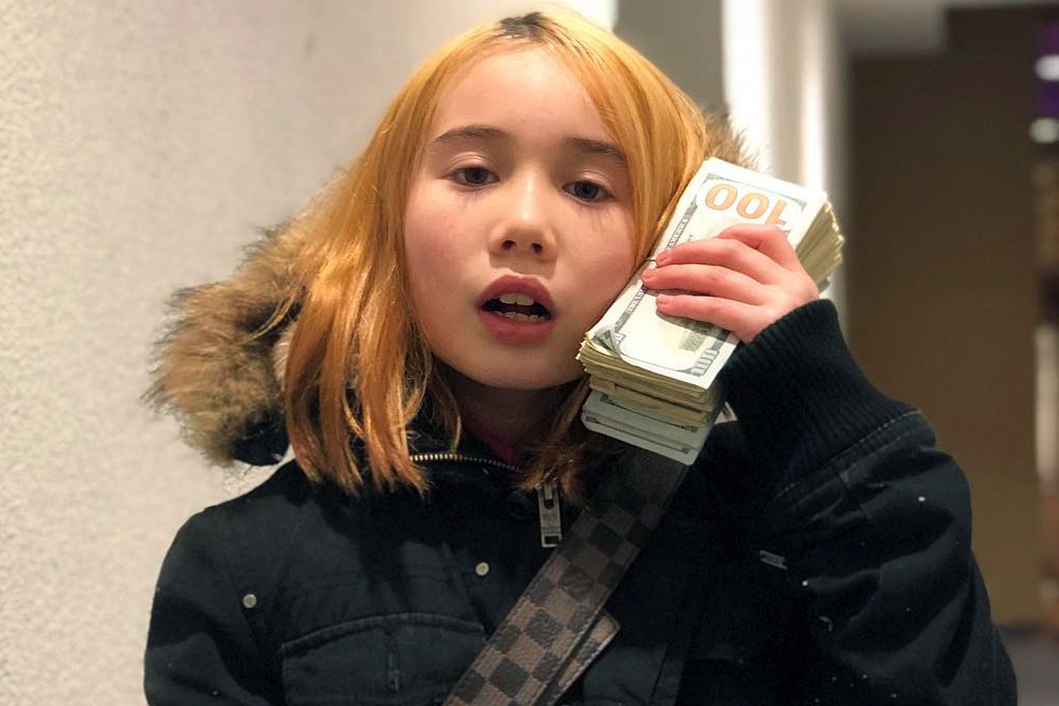 Τελικά δεν πέθανε η 14χρονη ραπερ και influencer Lil Tay – Χακάρισμα ή διαφημιστικό κόλπο;