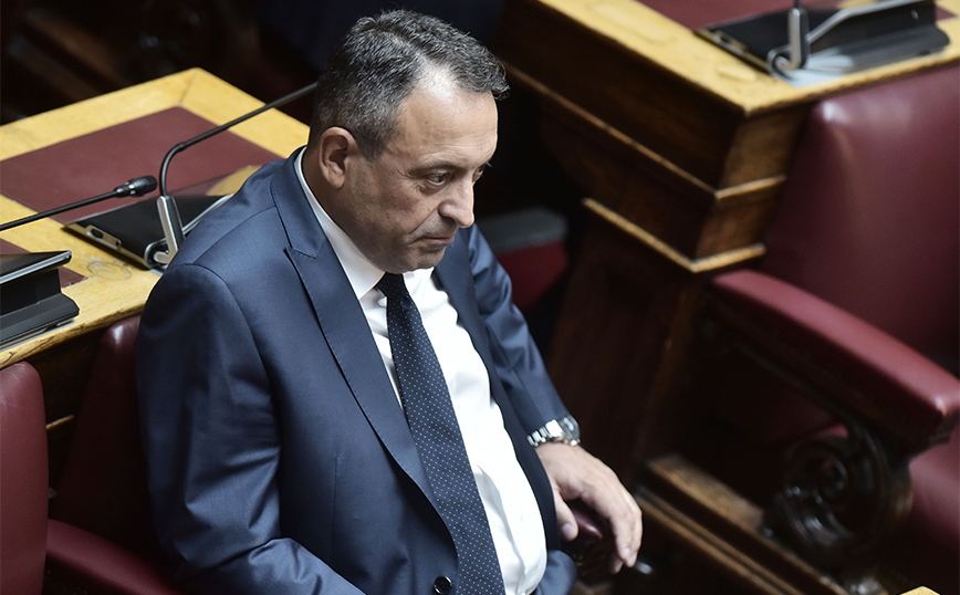 Σπαρτιάτες: Ο Στίγκας επιτέθηκε στους βουλευτές του κόμματός του – «Καθοδηγούμενοι από ξένα κέντρα»