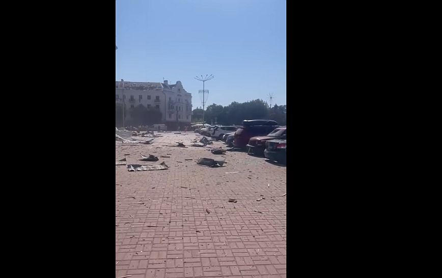 Πόλεμος στην Ουκρανία: Πέντε νεκροί και 37 τραυματίες από το ρωσικό πυραυλικό πλήγμα στο Τσερνίχιβ