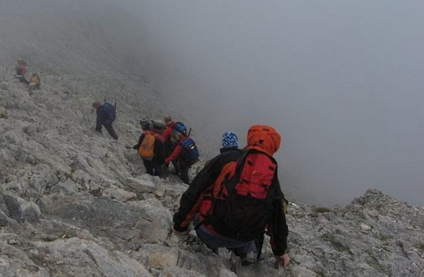 Αγνοούνται δύο ορειβάτες στα Πιέρια Όρη στο Βελβεντό