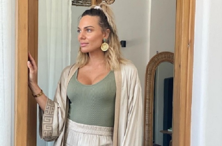 «Τα έχεις τα κιλάκια σου», ανέφερε το μήνυμα που έλαβε και η Ιωάννα Μαλέσκου το δημοσίευσε: «Δείτε και μια “γλυκούλα” – Σταλάζει μέλι κι εγώ συγκινήθηκα»