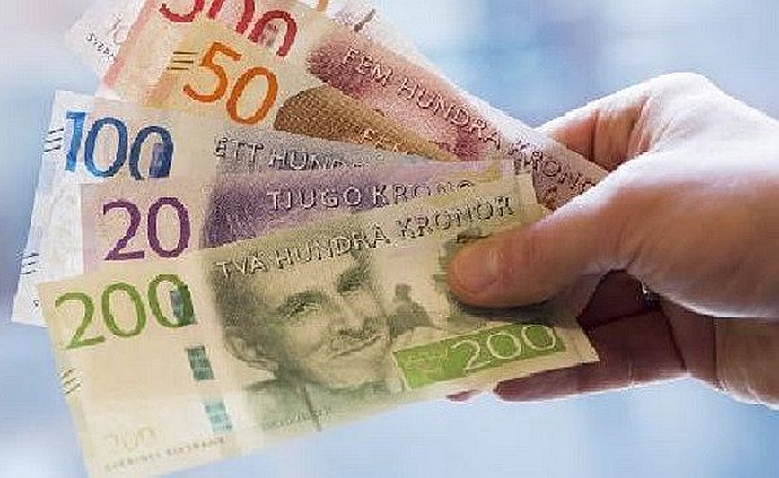 Είκοσι χρόνια μετά το «όχι» στο ευρώ οι Σουηδοί επιμένουν στην κορώνα