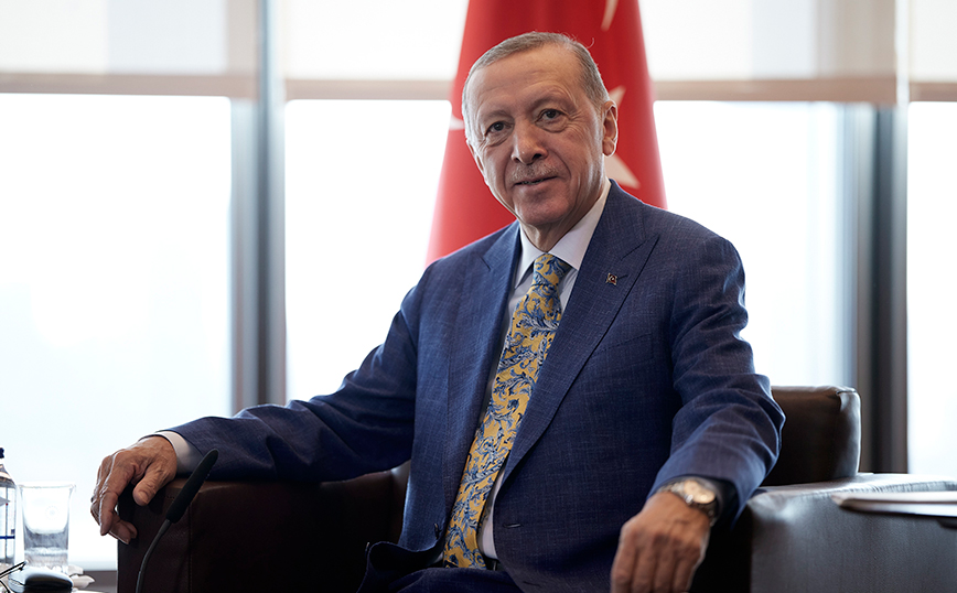 Κυβέρνηση για Ερντογάν: Δεδομένες οι διαφωνίες μας με την Τουρκία, αλλά δε θέλουμε να παράγουν κρίσεις