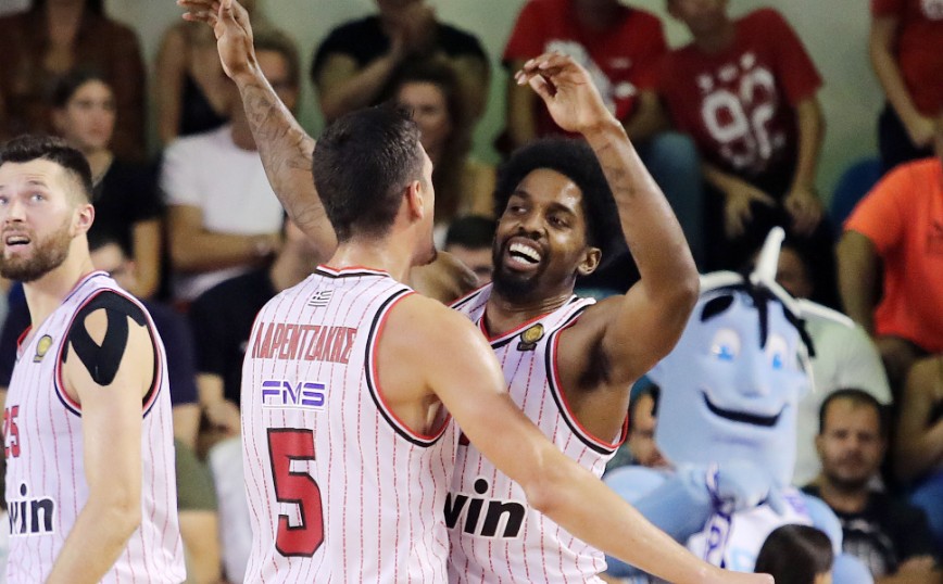 Ολυμπιακός – Παναθηναϊκός 75-51: Βάφτηκε κόκκινο το Super Cup