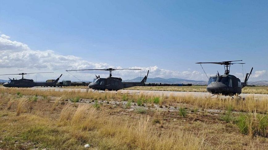 Κακοκαιρία Daniel: Ασφαλή όλα τα ελικόπτερα από τη στρατιωτική βάση στο Στεφανοβίκειο λέει το ΓΕΣ