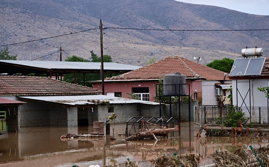 Περίπου 200 εγκλωβισμένοι στο Χορευτό Πηλίου χωρίς νερό και τρόφιμα &#8211; «Δείγματα γαστρεντερίτιδας σε μικρά παιδιά»