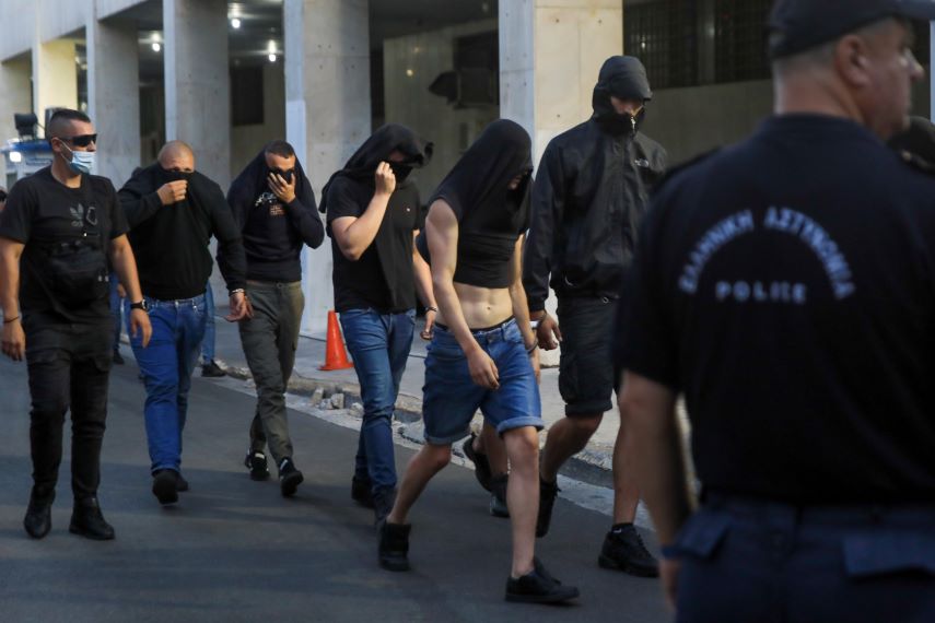 Δολοφονία Μιχάλη Κατσούρη: Κροατικό ΜΜΕ αναφέρει πως δεν βρέθηκαν αποτυπώματα και ίχνη DNA των οπαδών της Ντιναμό Ζάγκρεμπ στα μαχαίρια