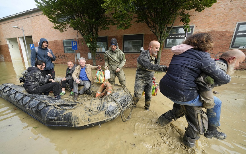Ιταλία: Τα μέτρα που έλαβε μετά τις φονικές πλημμύρες που προκάλεσαν τον θάνατο 15 ανθρώπων και ζημιές 9 δισ. ευρώ