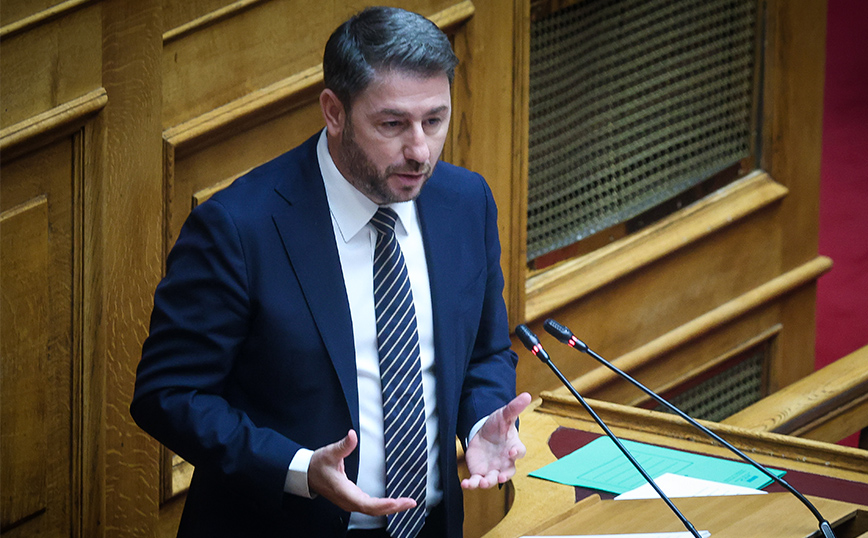 Τέσσερις τροπολογίες για τα «κόκκινα δάνεια» κατέθεσε στη Βουλή το ΠΑΣΟΚ