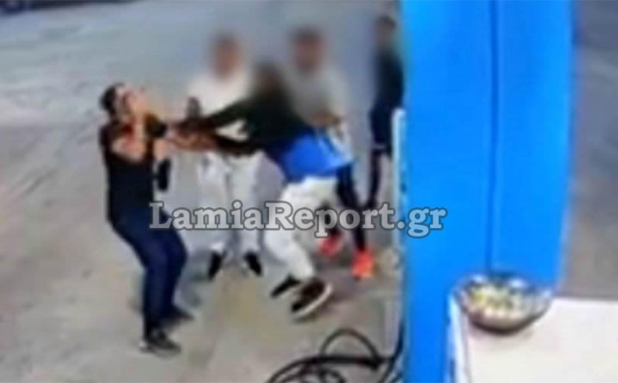 Αρνήθηκε να τους δώσει δωρεάν βενζίνη και τον ξυλοκόπησαν &#8211; Η κάμερα κατέγραψε τους ληστές να χτυπούν καρκινοπαθή