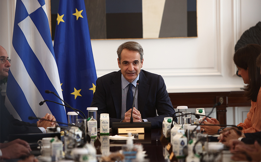 Μητσοτάκης στο υπουργικό Μητσοτάκης στο υπουργικό