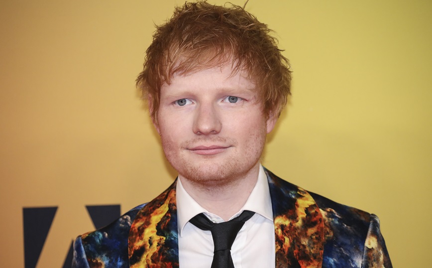Ο Ed Sheeran έφτιαξε τον τάφο του στην αυλή του – «Είναι μια τρύπα στο χώμα για όταν έρθει η ώρα μου»