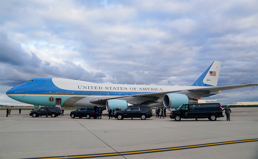 Air Force One: Ο «ιπτάμενος Λευκός Οίκος» – Τα συστήματα ασφαλείας και τα αεροπλάνα που το συνοδεύουν