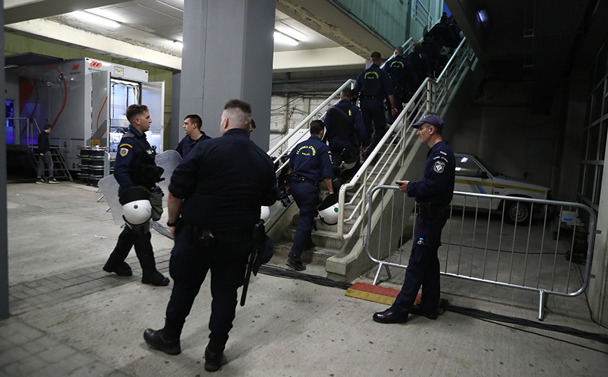 Αστυνομία στο ΟΑΚΑ για τον αγώνα Παναθηναϊκός - Μακαμπι Τελ Αβίβ Αστυνομία στο ΟΑΚΑ για τον αγώνα Παναθηναϊκός - Μακαμπι Τελ Αβίβ