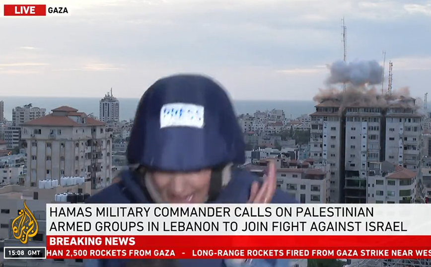 Πόλεμος στο Ισραήλ: Σε ζωντανή μετάδοση από το Al Jazeera το χτύπημα στα γραφεία της Χαμάς &#8211; Σε πανικό η δημοσιογράφος