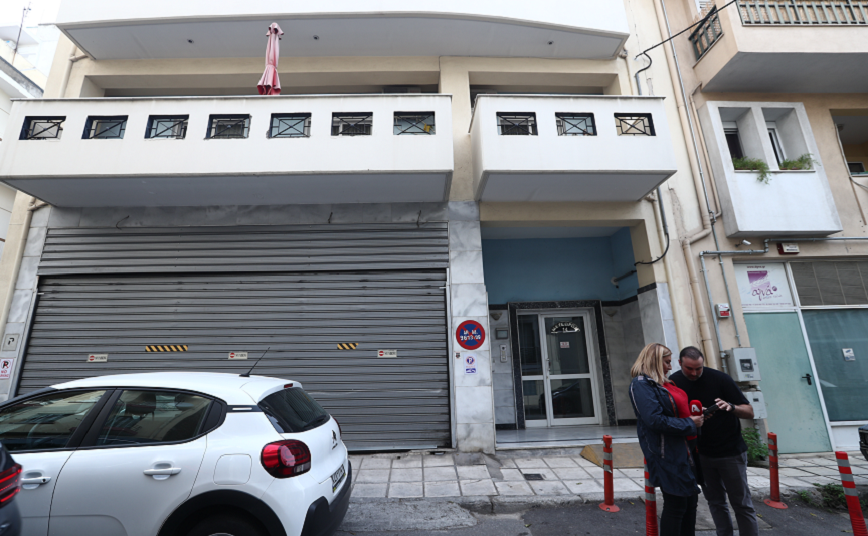«Ήθελε να ζήσει &#8211; Τελείως εγωιστική η πράξη του», λέει γείτονας για τον πατέρα που σκότωσε την 42χρονη κόρη του