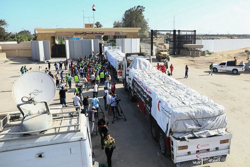Το Ισραήλ θα επιτρέψει τη διέλευση ανθρωπιστικής βοήθειας από το πέρασμα Κερέμ Σαλόμ προς τη Γάζα