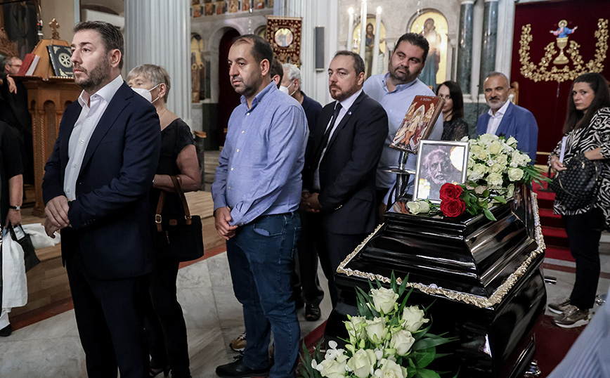 Κηδεία του Γιώργου Γραμματικάκη Κηδεία του Γιώργου Γραμματικάκη