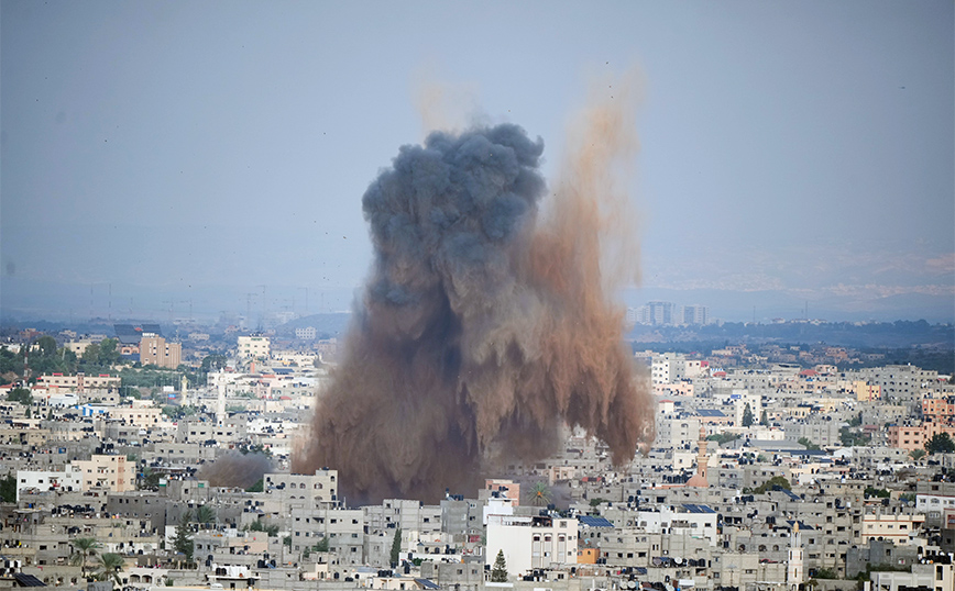 Πόλεμος στο Ισραήλ: Υψηλόβαθμο στέλεχος της Χαμάς σκοτώθηκε από τους ισραηλινούς βομβαρδισμούς στη Γάζα