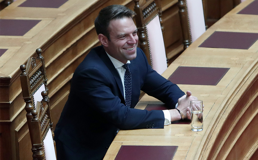 Πρώτη επίσημη του Στέφανου Κασσελάκη στην Ολομέλεια της Βουλής &#8211; Δείτε φωτογραφίες