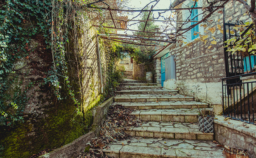 Μεγάλο χωριό Μεγάλο χωριό