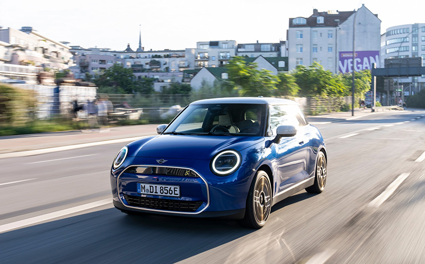 Το Mini Cooper SE συνδυάζει τις καινοτόμες τεχνολογίες με το παραδοσιακό DNA της μάρκας