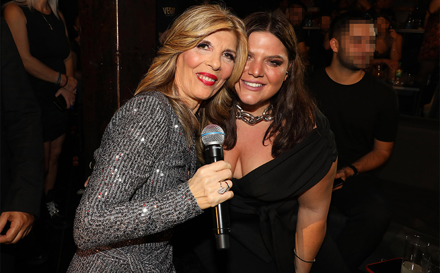 Κατερίνα Στανίση - Δανάη Μπάρκα Κατερίνα Στανίση - Δανάη Μπάρκα