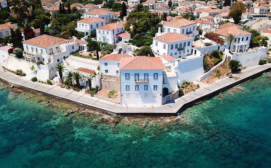 Τραγωδία στις Σπέτσες: Βρέθηκε νεκρός 44χρονος Άγγλος – Ήταν μέλος πληρώματος ιστιοπλοϊκού
