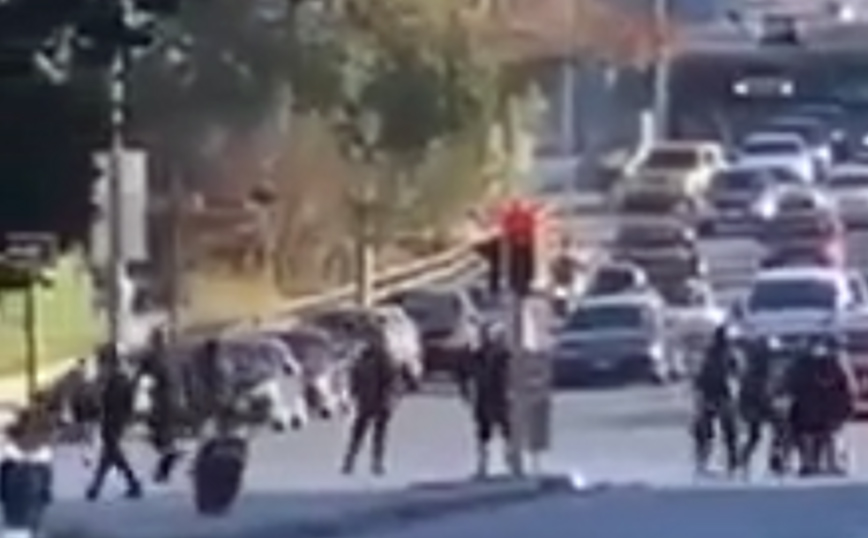 Βίντεο ντοκουμέντο από την οπαδική συμπλοκή στη Θεσσαλονίκη &#8211; Δύο ακόμα συλλήψεις και μία ταυτοποίηση
