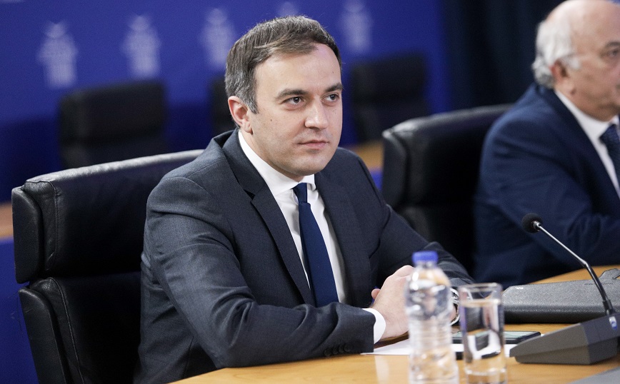 Χατζηβασιλείου: Απ’ όπου κι αν προήλθε η ρουκέτα, ακυρώνει κάθε ειρηνευτική πρωτοβουλία στη Μέση Ανατολή