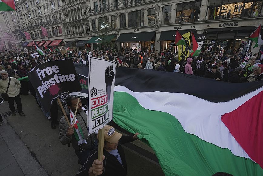 Πορεία υπέρ της Παλαιστίνης στο Λονδίνο κάτω από δρακόντεια μέτρα ασφαλείας
