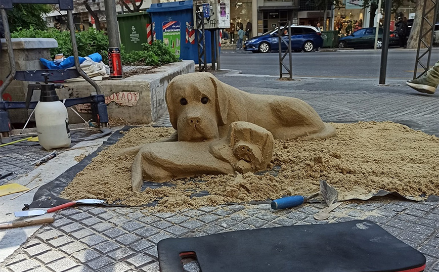 Το εντυπωσιακό γλυπτό από άμμο που μαγνητίζει τα βλέμματα στην Θεσσαλονίκη