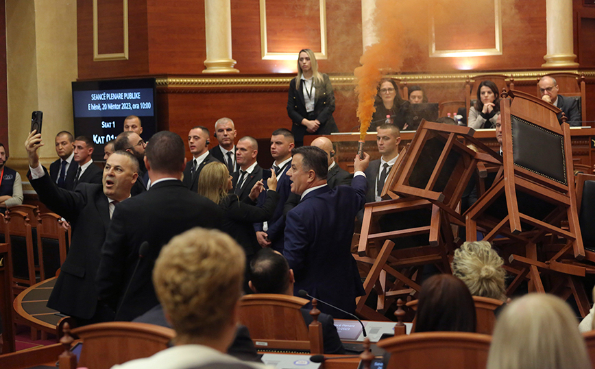 Διαμαρτυρία στην Αλβανία Διαμαρτυρία στην Αλβανία