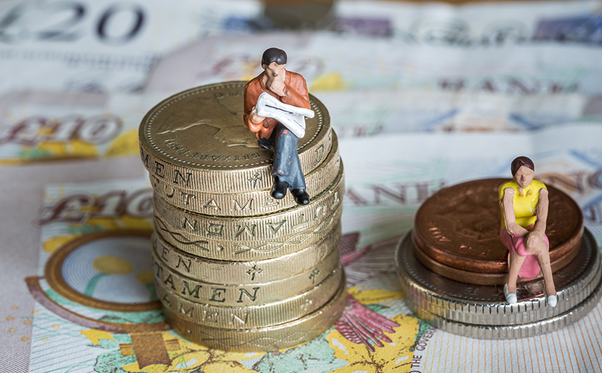 Οι γυναίκες στην EE αμείβονται κατά 13% λιγότερο από τους άνδρες – Μηδενική πρόοδος στη γεφύρωση του μισθολογικού χάσματος