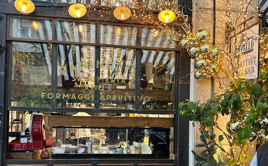 Καθιερωμένα wine bars για την περίοδο των Χριστουγέννων – και όχι μόνο