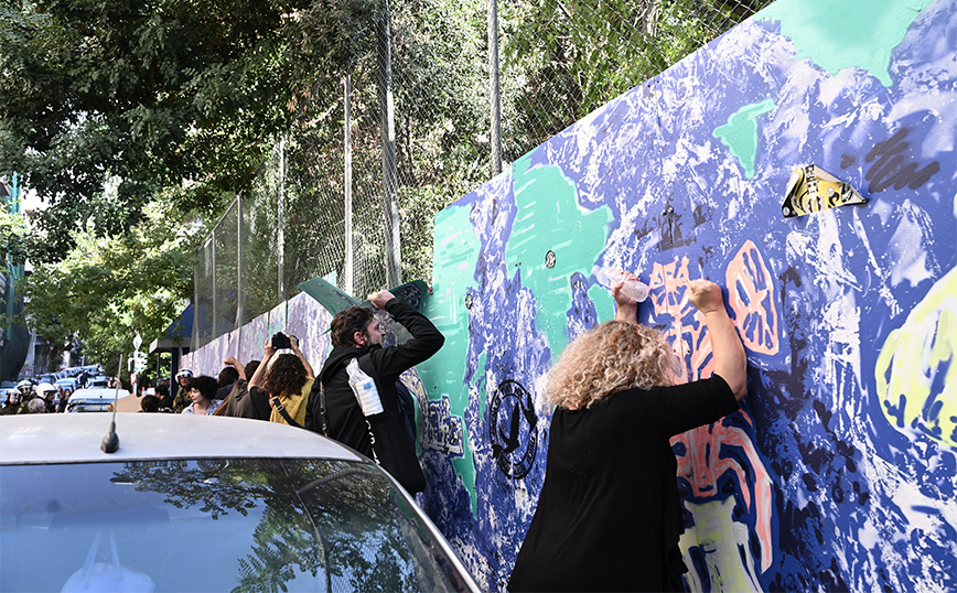 Νέα ένταση στα Εξάρχεια με πολίτες για τα δέντρα – 4 προσαγωγές