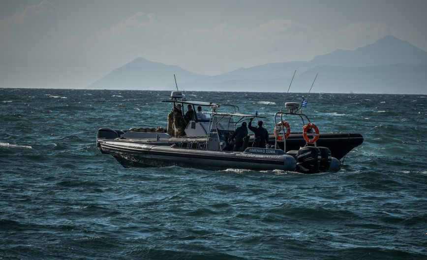 Μαρτυρία του διασωθέντα για το ναυάγιο στη Λέσβο: 8:20 έστειλε mayday το πλοίο, όλη νύχτα είχε εισροή υδάτων