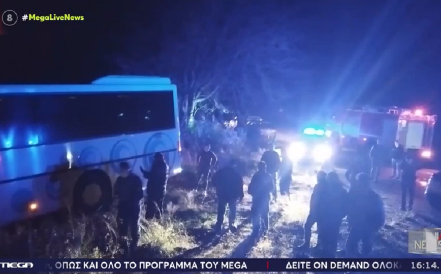 Συγκλονίζει η επιβάτιδα του λεωφορείου που πήγε να πέσει στο γκρεμό – «Εντάξει πέθανες τώρα, τέλος, ό,τι έζησες έζησες»